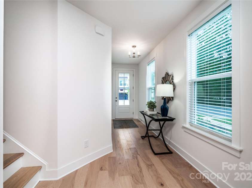 4005 Easton Ridge Lane, Charlotte, NC 28226.  MLS# CAR4260194, YatesRealty ID 24359. 