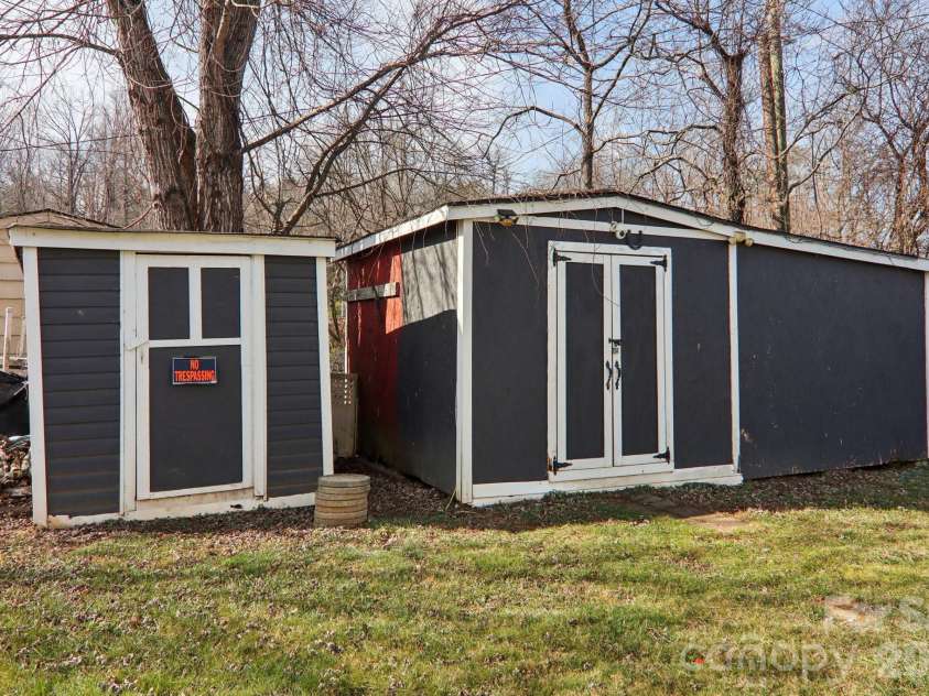 591 Blue Ridge Road, Black Mountain, NC 28711.  MLS# CAR4320573, YatesRealty ID 2436. 2 outbuildings