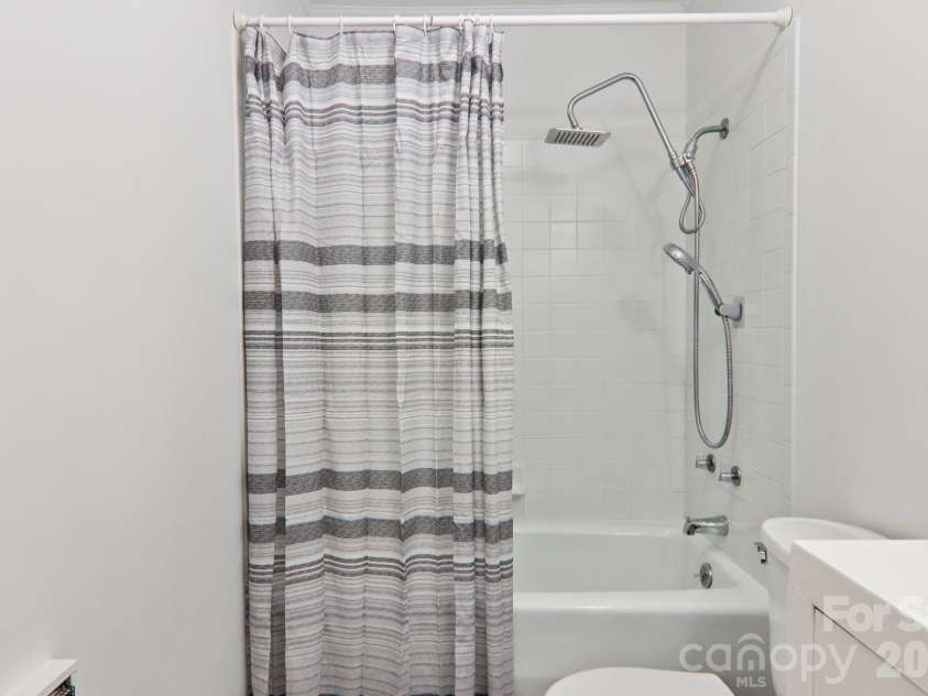 591 Blue Ridge Road, Black Mountain, NC 28711.  MLS# CAR4320573, YatesRealty ID 2436. 