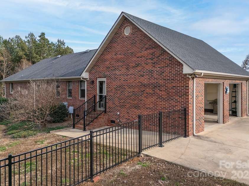 7812 Hwy 742 Highway, Marshville, NC 28103.  MLS# CAR4207353, YatesRealty ID 2436. 