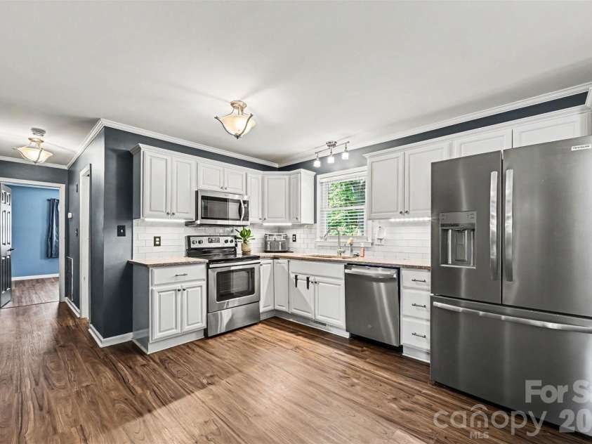 1577 Timberlake Drive, Shelby, NC 28150.  MLS# CAR4385151, YatesRealty ID 24360. 