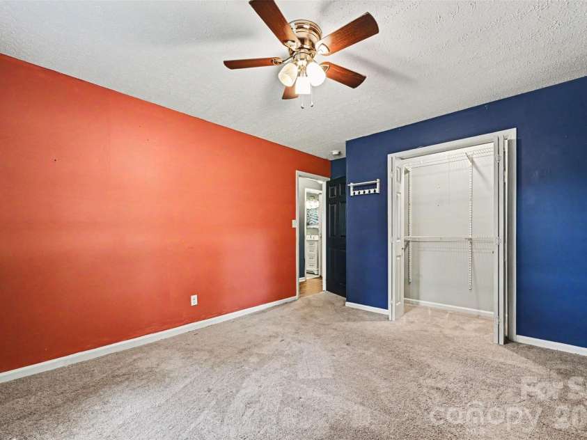 1577 Timberlake Drive, Shelby, NC 28150.  MLS# CAR4385151, YatesRealty ID 24360. 