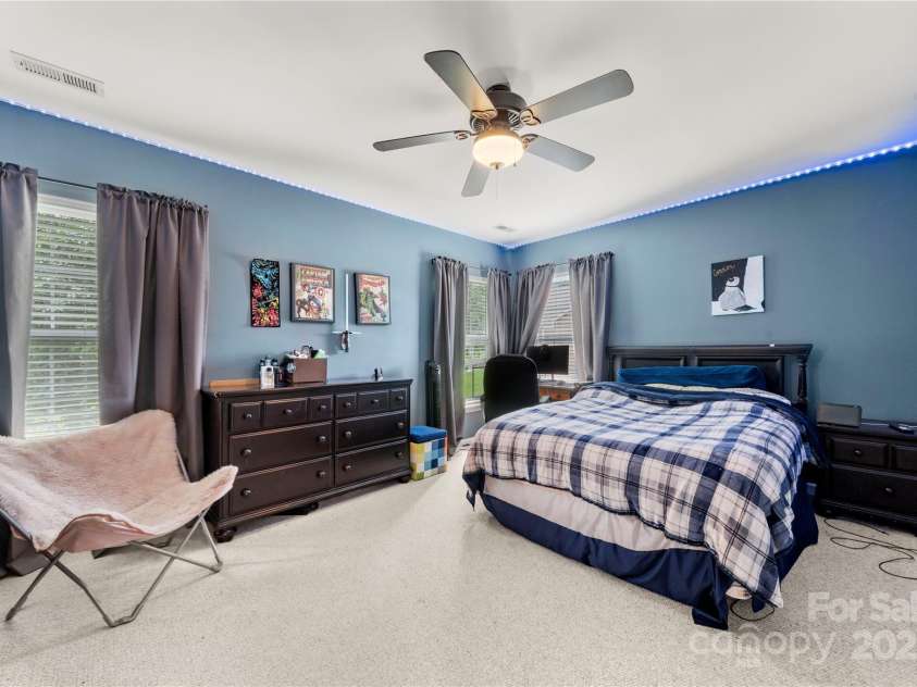 162 Castles Gate Drive, Mooresville, NC 28117.  MLS# CAR4269620, YatesRealty ID 24361. 