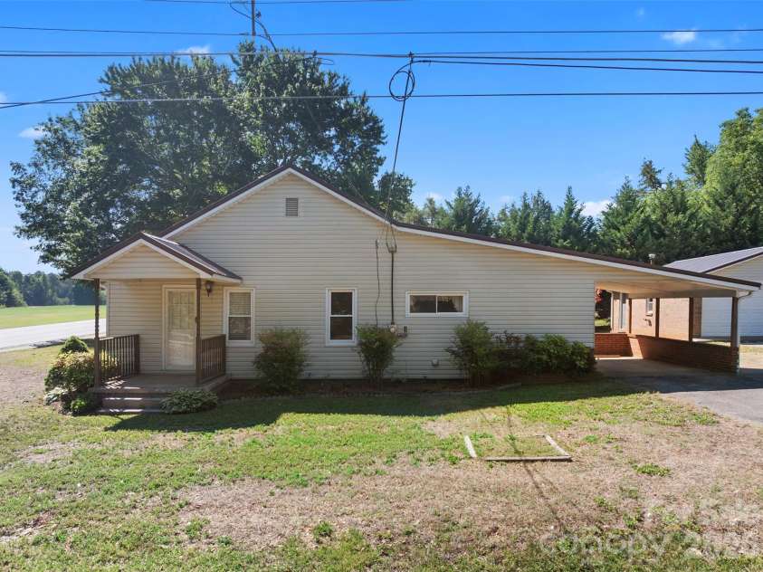 3425 Long Ferry Road, Salisbury, NC 28146.  MLS# CAR4385113, YatesRealty ID 24362. 