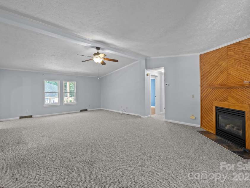 7011 Providence Road, Waxhaw, NC 28173.  MLS# CAR4271791, YatesRealty ID 24363. 