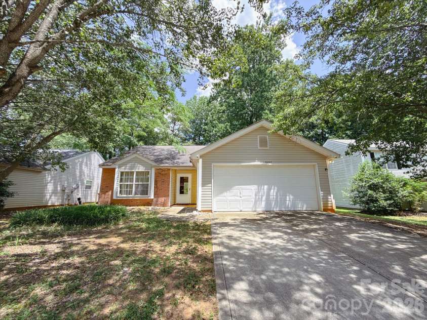 2227 Mancke Drive, Rock Hill, SC 29732.  MLS# CAR4385062, YatesRealty ID 24364. 