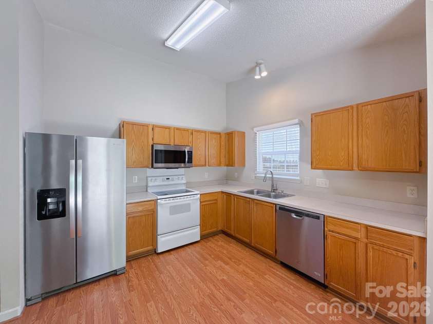 2227 Mancke Drive, Rock Hill, SC 29732.  MLS# CAR4385062, YatesRealty ID 24364. 