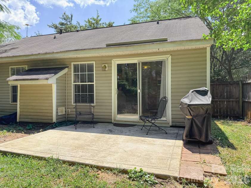 2227 Mancke Drive, Rock Hill, SC 29732.  MLS# CAR4385062, YatesRealty ID 24364. 