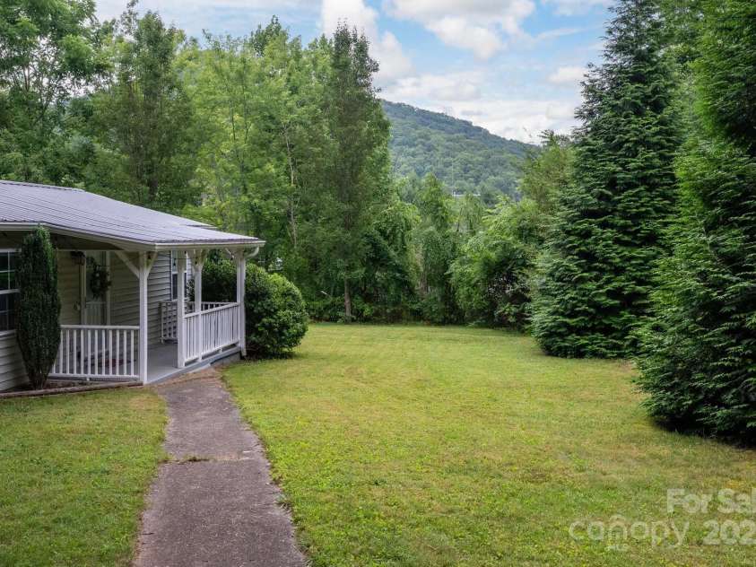 147 Mink Farm Road, Leicester, NC 28748.  MLS# CAR4276189, YatesRealty ID 24366. 0.35 Acre Lot