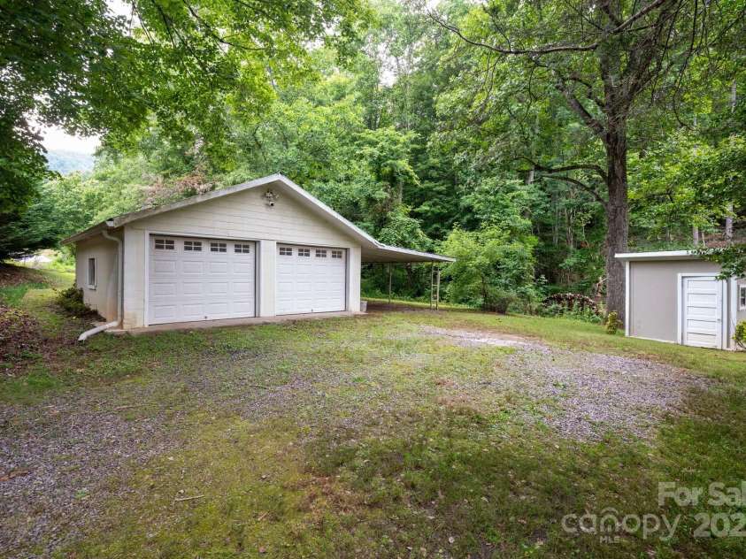 147 Mink Farm Road, Leicester, NC 28748.  MLS# CAR4276189, YatesRealty ID 24366. Detached Two Car Garage