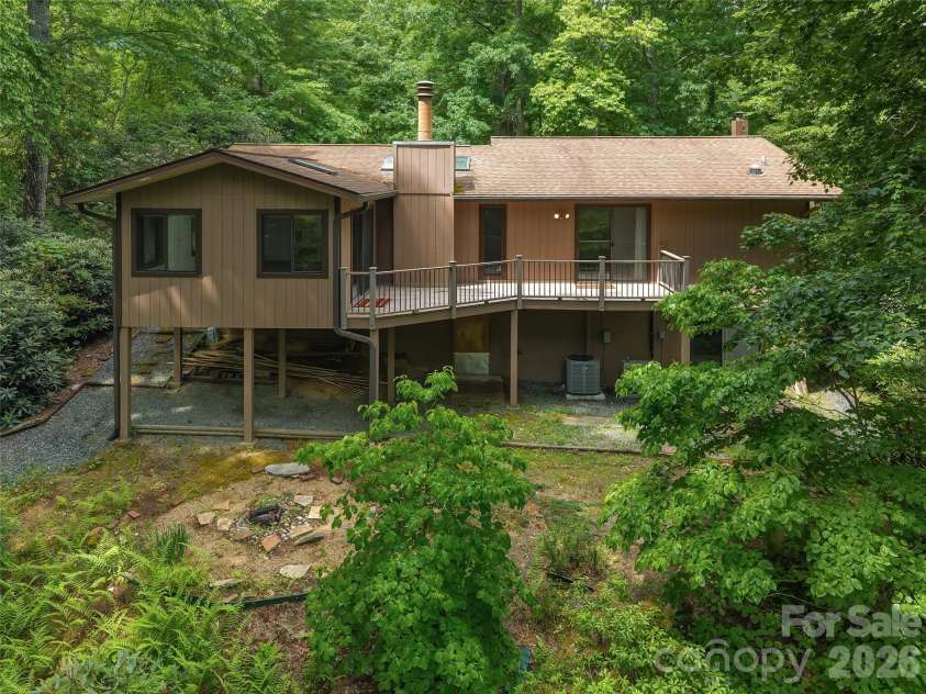 32 Honeysuckle Ridge Road, Pisgah Forest, NC 28768.  MLS# CAR4383495, YatesRealty ID 24367. 