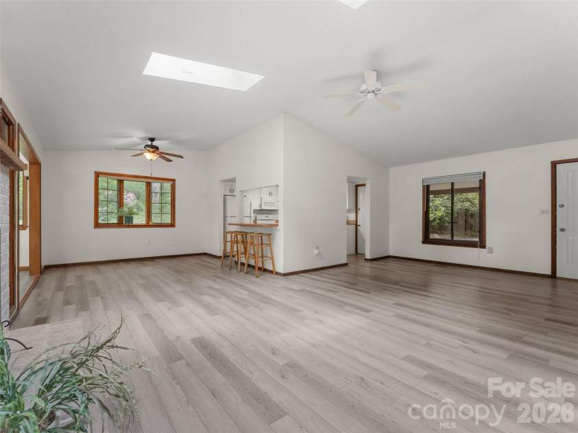 32 Honeysuckle Ridge Road, Pisgah Forest, NC 28768.  MLS# CAR4383495, YatesRealty ID 24367. 
