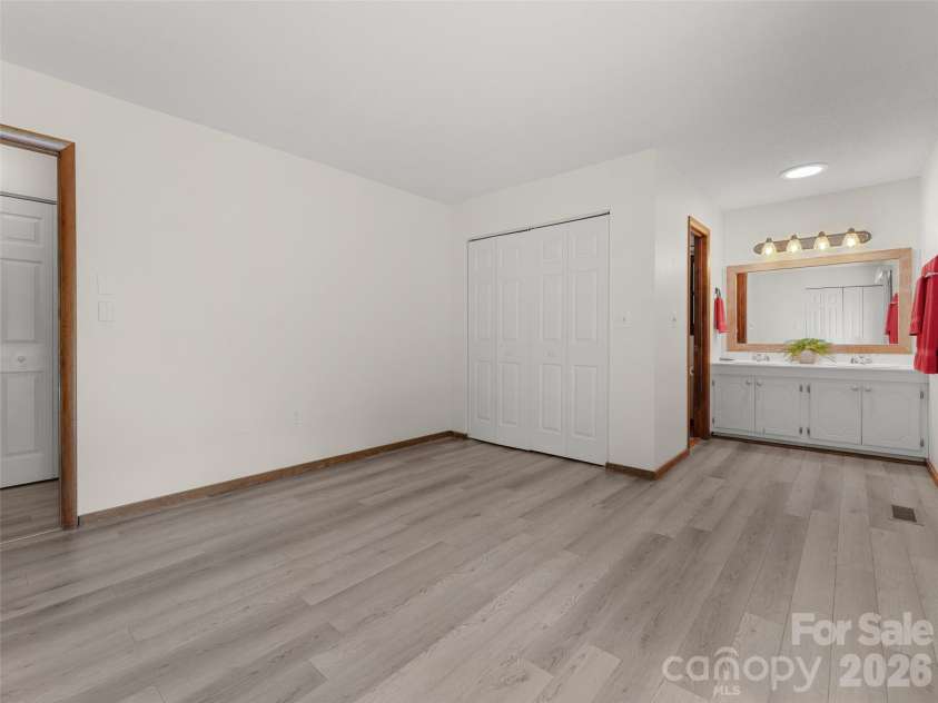 32 Honeysuckle Ridge Road, Pisgah Forest, NC 28768.  MLS# CAR4383495, YatesRealty ID 24367. 