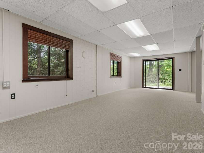 32 Honeysuckle Ridge Road, Pisgah Forest, NC 28768.  MLS# CAR4383495, YatesRealty ID 24367. 