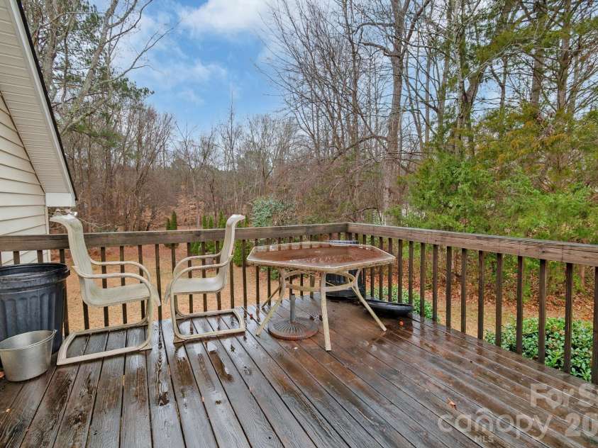 2514 Oxford Circle, Lancaster, SC 29720.  MLS# CAR4316803, YatesRealty ID 2437. 