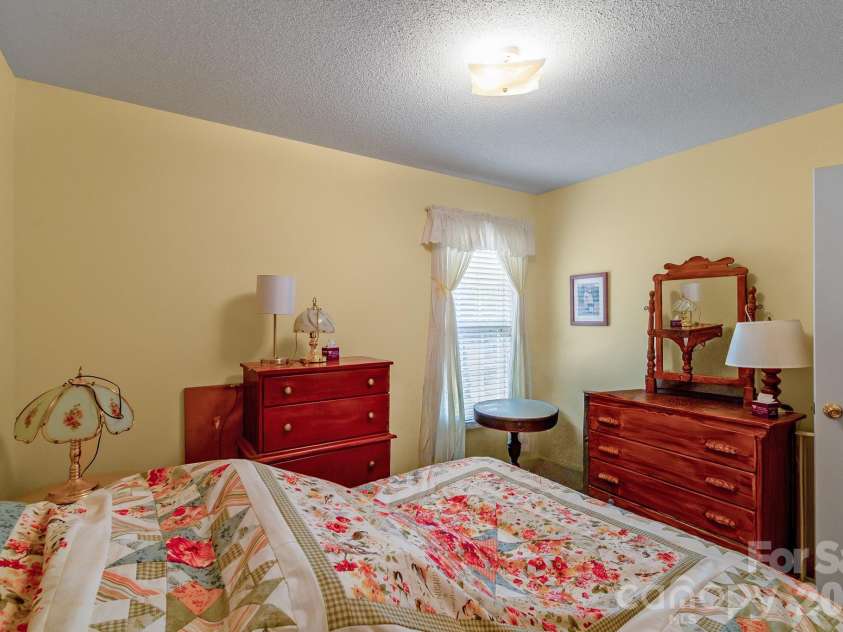 2514 Oxford Circle, Lancaster, SC 29720.  MLS# CAR4316803, YatesRealty ID 2437. 