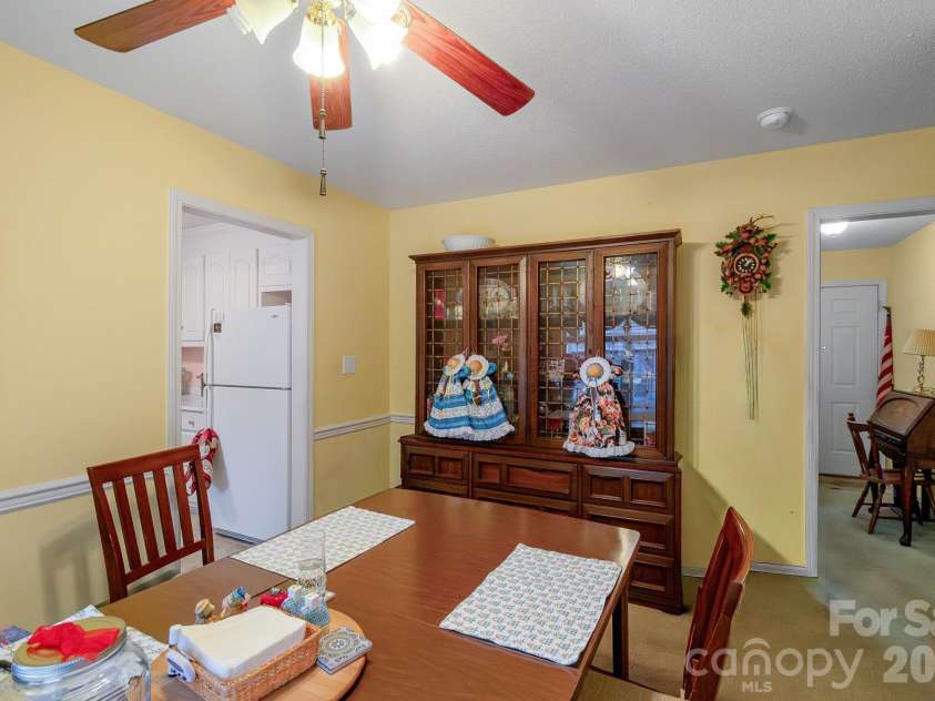 2514 Oxford Circle, Lancaster, SC 29720.  MLS# CAR4316803, YatesRealty ID 2437. 