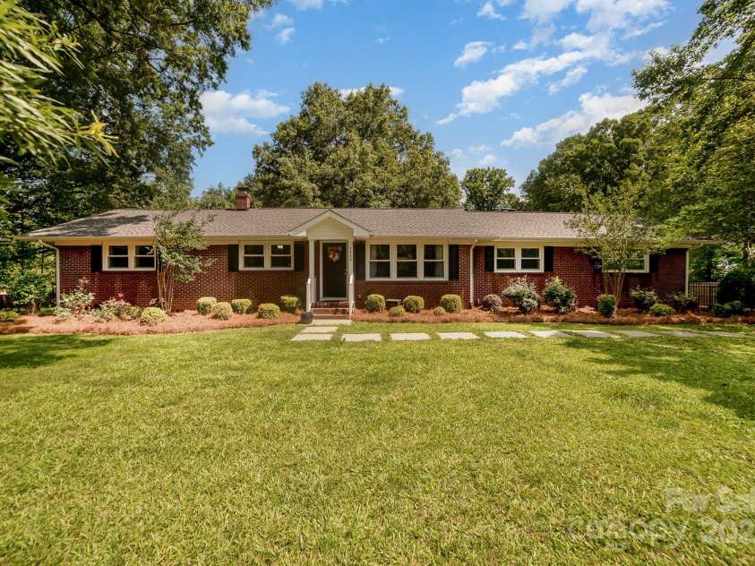 3250 Celanese Road, Rock Hill, SC 29732.  MLS# CAR4267522, YatesRealty ID 24370. 