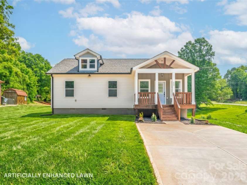 402 Pine Grove Avenue, Cherryville, NC 28021.  MLS# CAR4383733, YatesRealty ID 24370. 