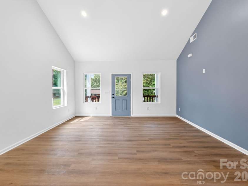 402 Pine Grove Avenue, Cherryville, NC 28021.  MLS# CAR4383733, YatesRealty ID 24370. 