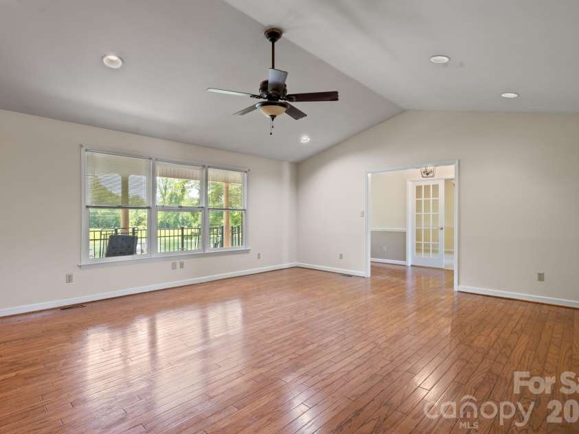 3381 Elaine Avenue, Lincolnton, NC 28092.  MLS# CAR4380939, YatesRealty ID 24372. 