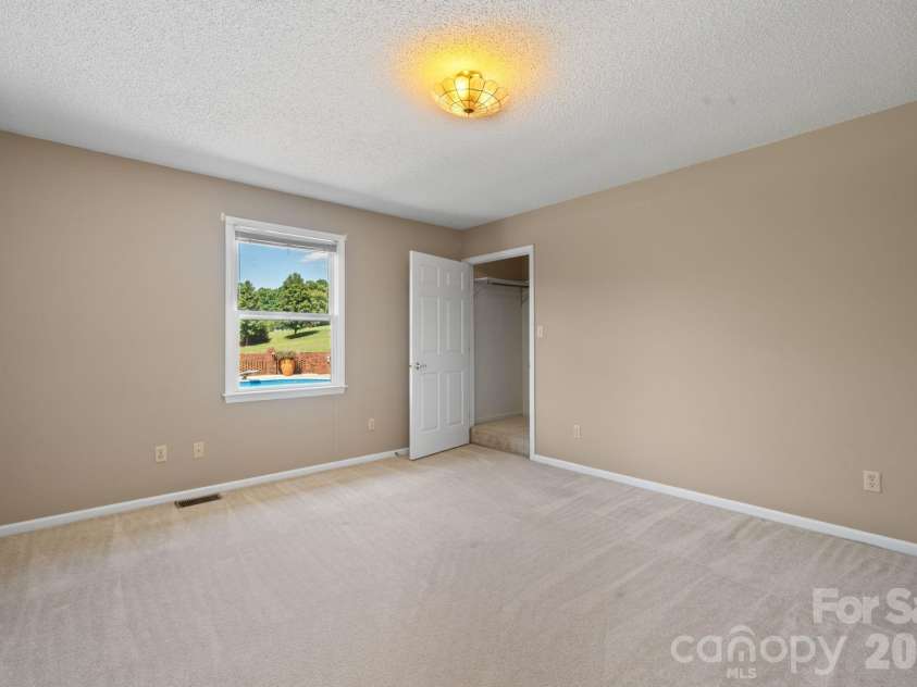 3381 Elaine Avenue, Lincolnton, NC 28092.  MLS# CAR4380939, YatesRealty ID 24372. 