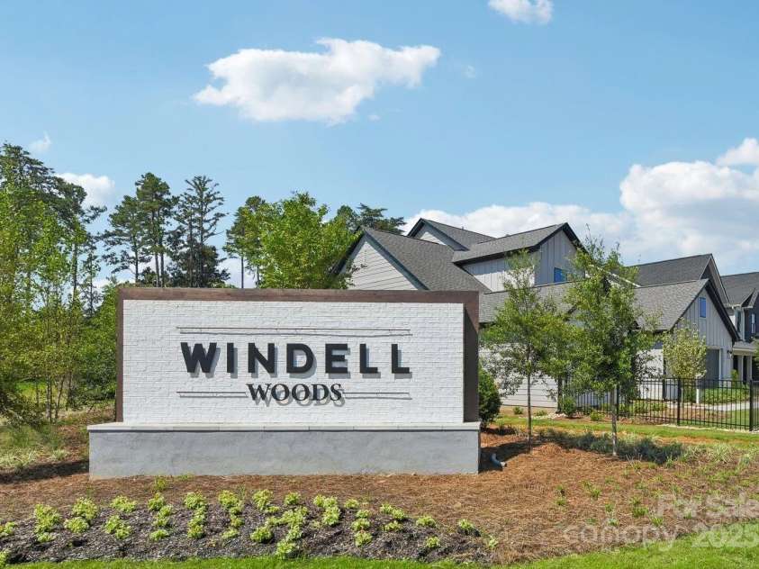 612 Hyder Trail, Tega Cay, SC 29708.  MLS# CAR4266465, YatesRealty ID 24372. Entry Monumentation