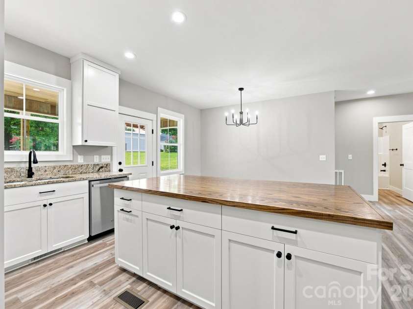 417 2nd Street, Faith, NC 28041.  MLS# CAR4412125, YatesRealty ID 24373. 