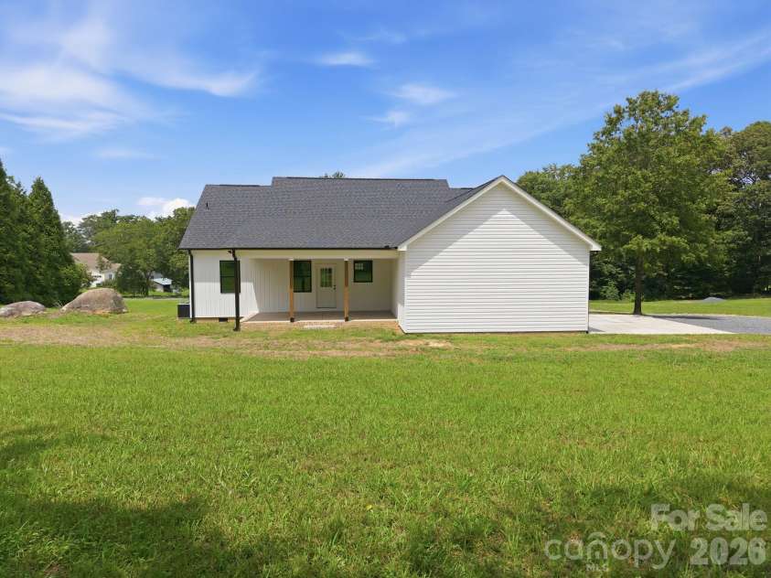 417 2nd Street, Faith, NC 28041.  MLS# CAR4412125, YatesRealty ID 24373. 