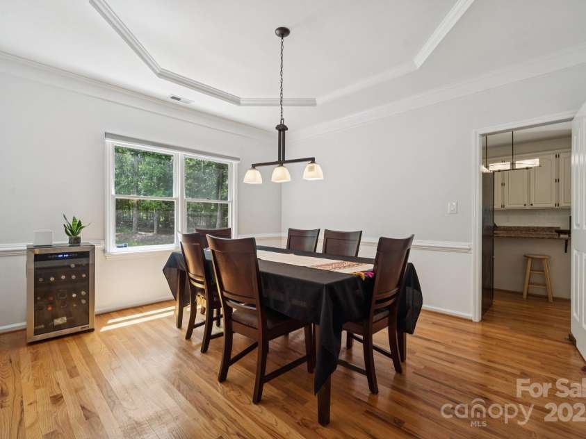4716 Heatherton Place, Charlotte, NC 28270.  MLS# CAR4275105, YatesRealty ID 24373. 
