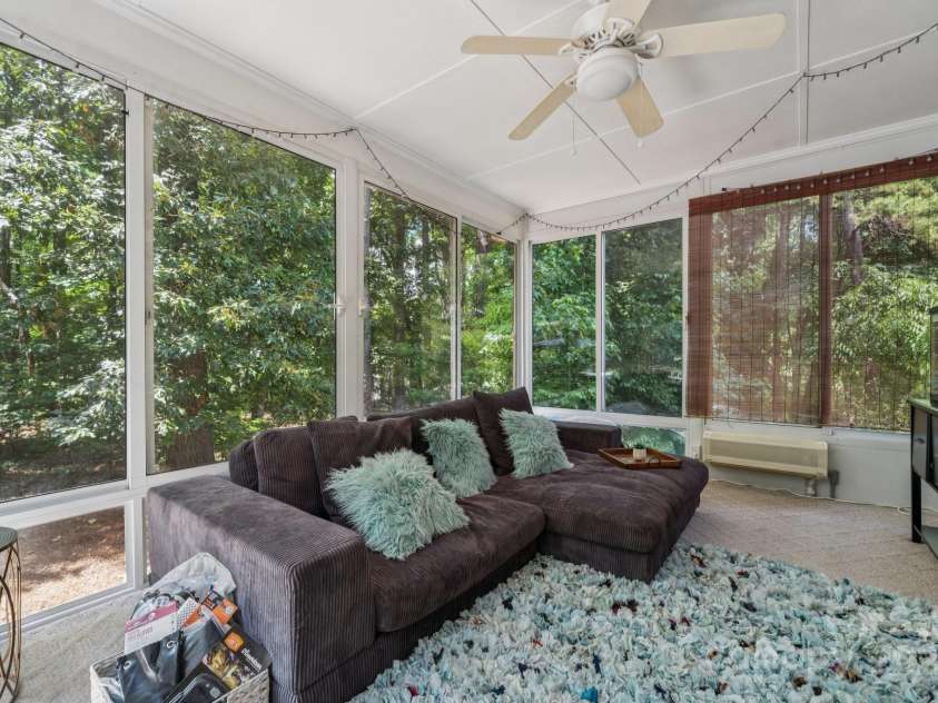 4716 Heatherton Place, Charlotte, NC 28270.  MLS# CAR4275105, YatesRealty ID 24373. 
