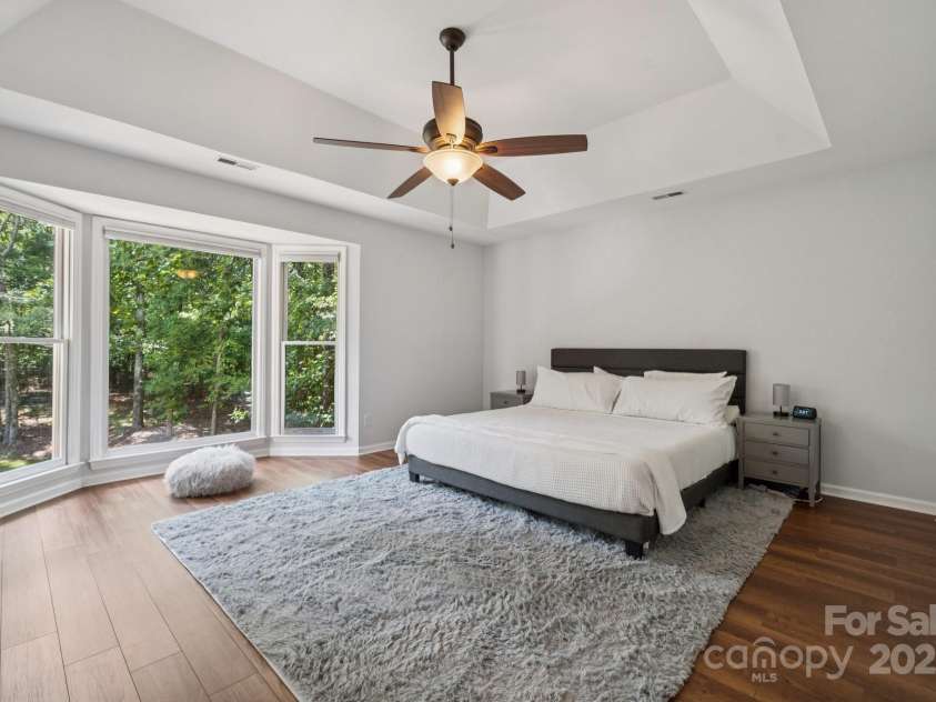 4716 Heatherton Place, Charlotte, NC 28270.  MLS# CAR4275105, YatesRealty ID 24373. 