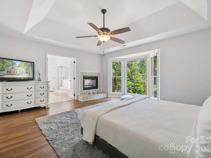4716 Heatherton Place, Charlotte, NC 28270.  MLS# CAR4275105, YatesRealty ID 24373. 
