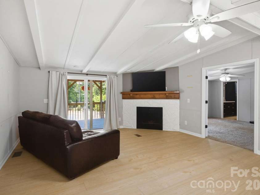 4377 Catawba Burris Road, Denver, NC 28037.  MLS# CAR4384921, YatesRealty ID 24374. 