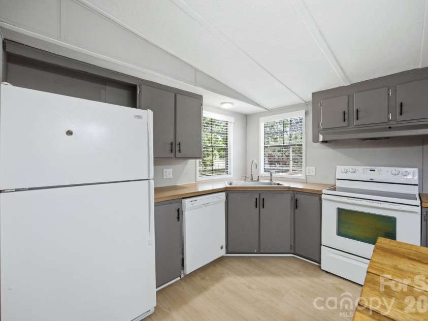 4377 Catawba Burris Road, Denver, NC 28037.  MLS# CAR4384921, YatesRealty ID 24374. 