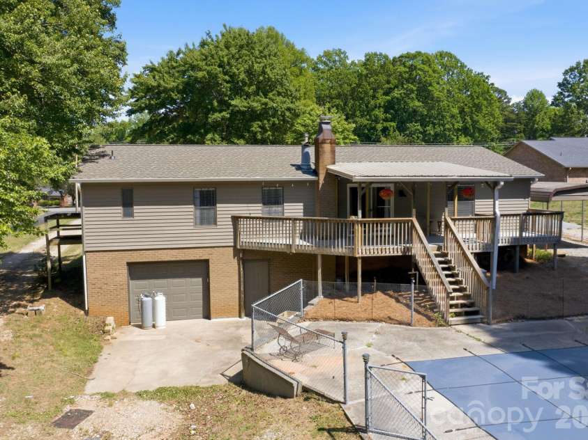 4377 Catawba Burris Road, Denver, NC 28037.  MLS# CAR4384921, YatesRealty ID 24374. 