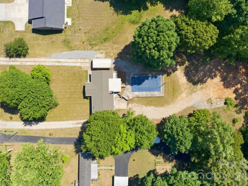 4377 Catawba Burris Road, Denver, NC 28037.  MLS# CAR4384921, YatesRealty ID 24374. 