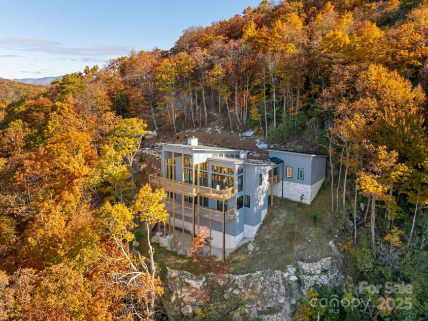 52 Hidden Grouse Lane, Sapphire, NC 28774.  MLS# CAR4276795, YatesRealty ID 24374. 