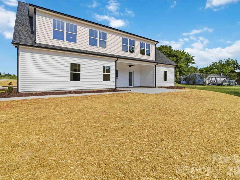 352 Adams Road, Clover, SC 29710.  MLS# CAR4384880, YatesRealty ID 24375. 