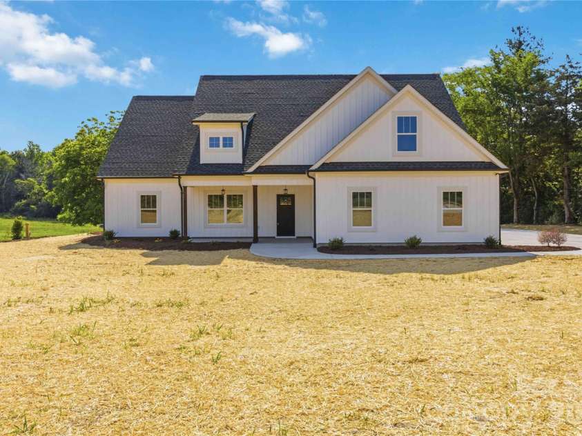 352 Adams Road, Clover, SC 29710.  MLS# CAR4384880, YatesRealty ID 24375. 