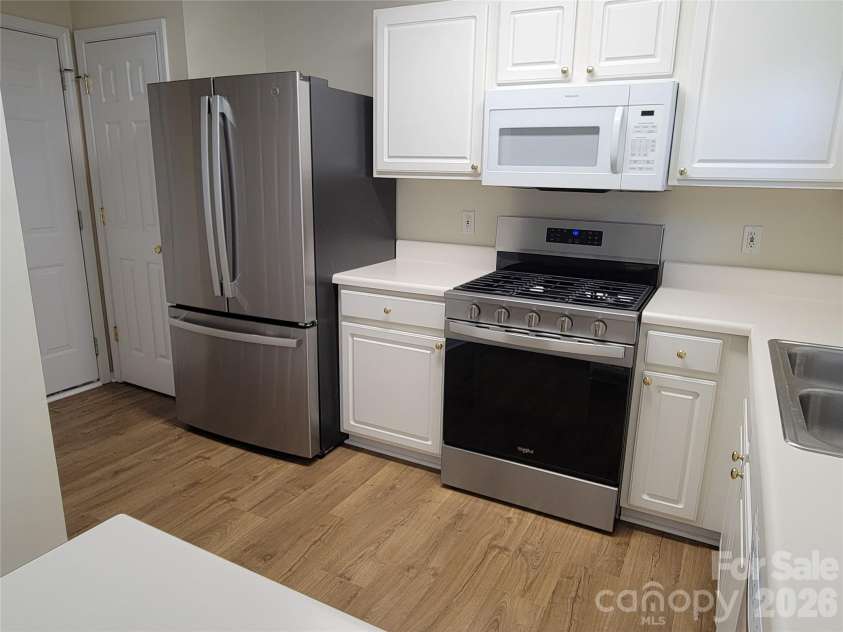 3314 Arbor Pointe Drive, Indian Trail, NC 28079.  MLS# CAR4385163, YatesRealty ID 24376. New refrigerator