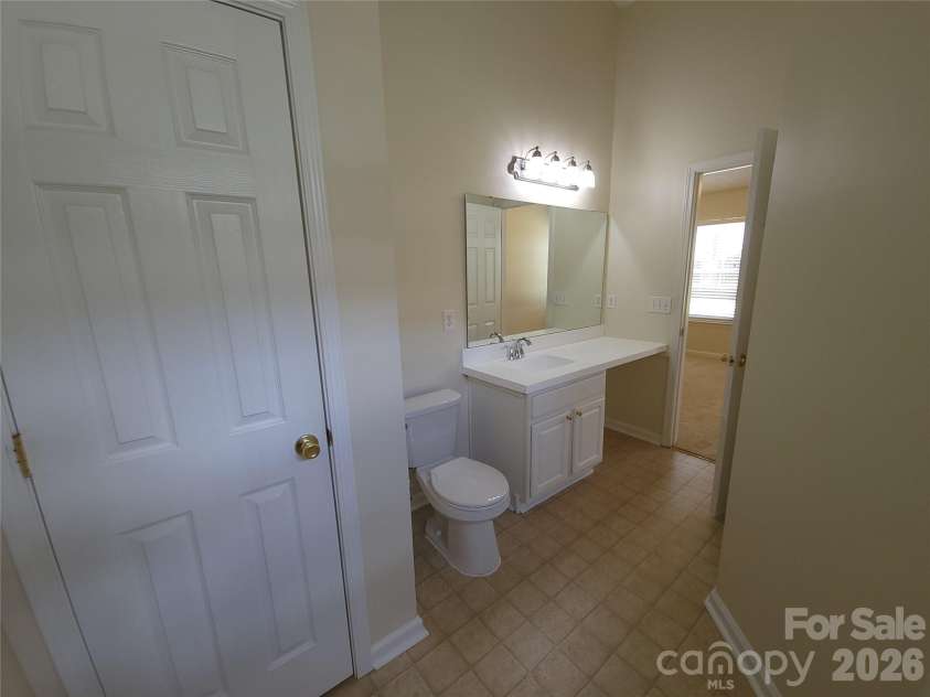3314 Arbor Pointe Drive, Indian Trail, NC 28079.  MLS# CAR4385163, YatesRealty ID 24376. Primary Bath