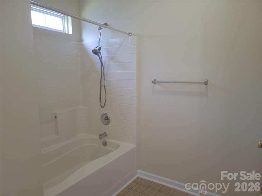 3314 Arbor Pointe Drive, Indian Trail, NC 28079.  MLS# CAR4385163, YatesRealty ID 24376. Primary Bath