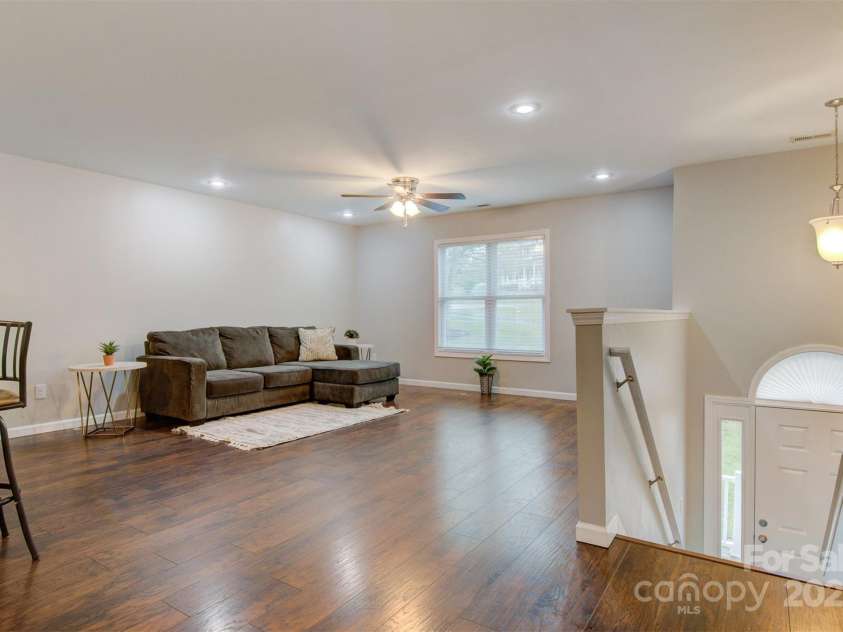 2835 24TH STREET Drive, Hickory, NC 28601.  MLS# CAR4251090, YatesRealty ID 24377. AERIAL VIEW