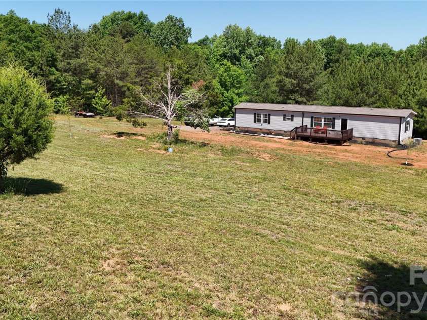 365 Guernsey Lane, Roebuck, SC 29376.  MLS# CAR4385221, YatesRealty ID 24378. 