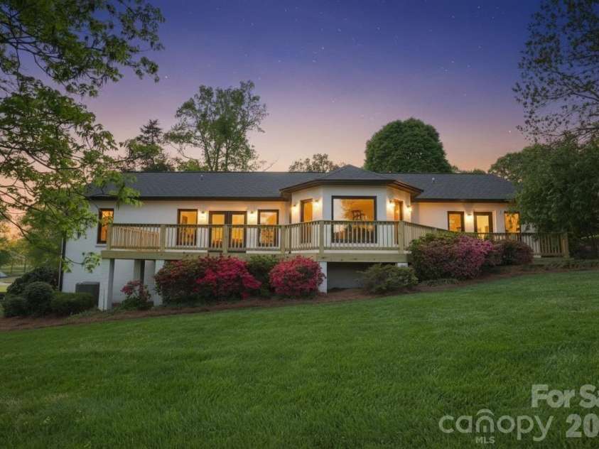 3730 Club House Drive, Conover, NC 28613.  MLS# CAR4385341, YatesRealty ID 24379. 