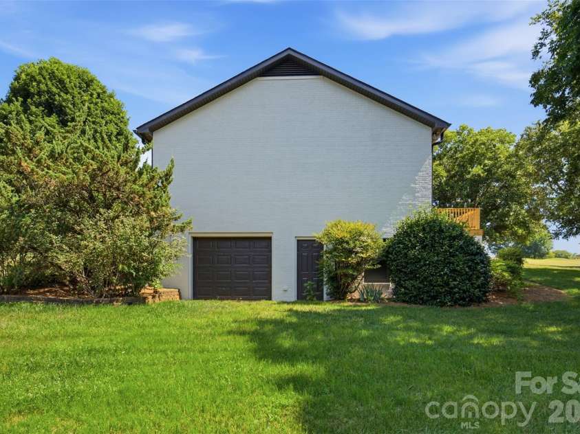 3730 Club House Drive, Conover, NC 28613.  MLS# CAR4385341, YatesRealty ID 24379. 