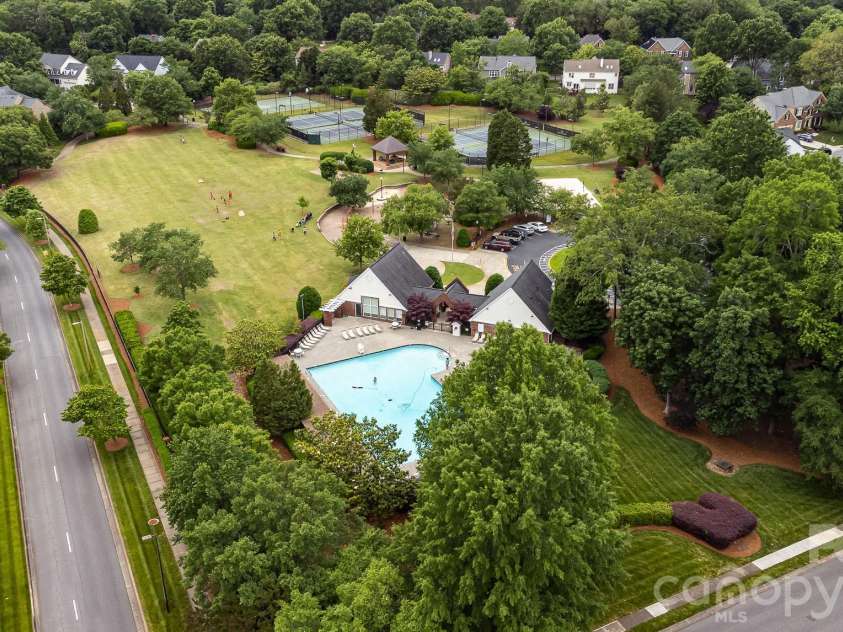 6603 Allness Glen Lane, Charlotte, NC 28269.  MLS# CAR4333202, YatesRealty ID 2438. Aerial of Highland Creek Amenities