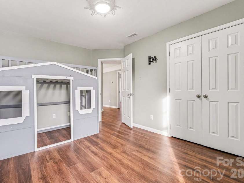 6603 Allness Glen Lane, Charlotte, NC 28269.  MLS# CAR4333202, YatesRealty ID 2438. Bedroom 3