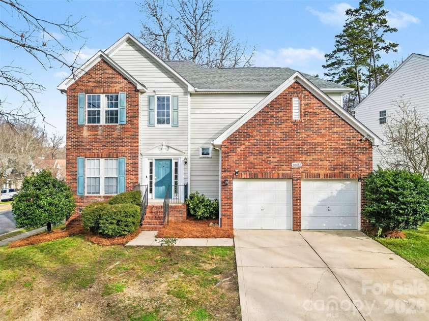 6603 Allness Glen Lane, Charlotte, NC 28269.  MLS# CAR4333202, YatesRealty ID 2438. Front Exterior